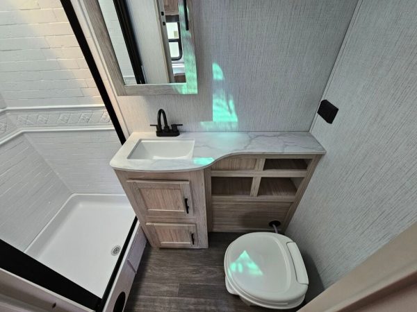 2022 Cruiser RV Shadow Cruiser SC227MLS - Image 26