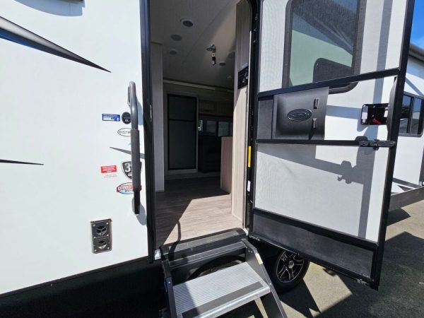 2022 Cruiser RV Shadow Cruiser SC227MLS - Image 6