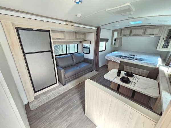 2022 Cruiser RV Shadow Cruiser SC227MLS - Image 7