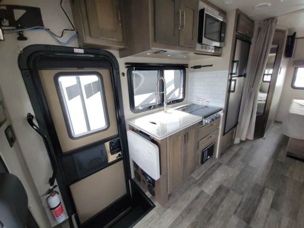 2022 Dynamax Isata 3 Series 24FW - Image 9