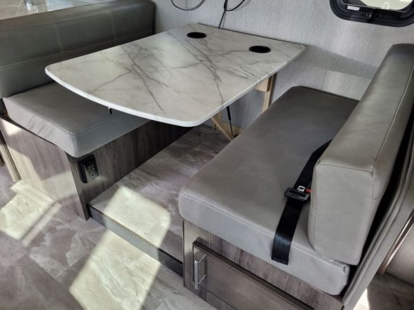 2022 Fleetwood Flair 34J - Image 7