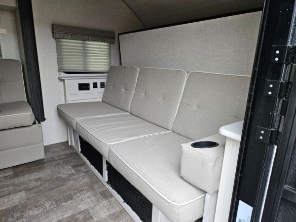 2022 Forest River R-Pod RP-193 - Image 5