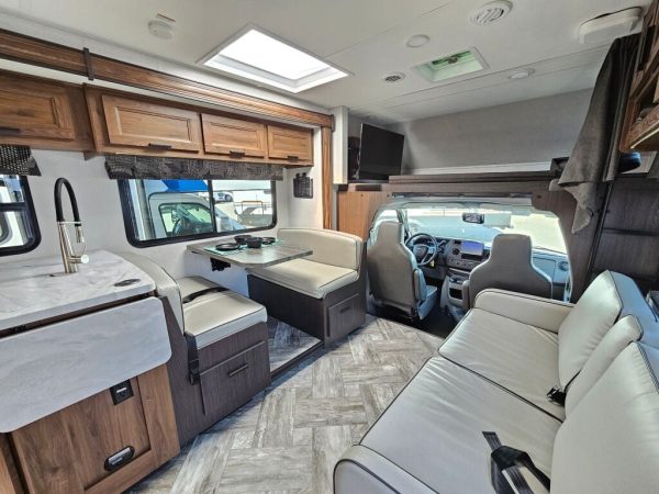 2022 Forest River Sunseeker 3050 - Image 11
