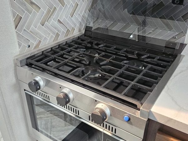 2022 Forest River Sunseeker 3050 - Image 21