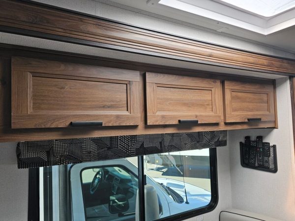 2022 Forest River Sunseeker 3050 - Image 26