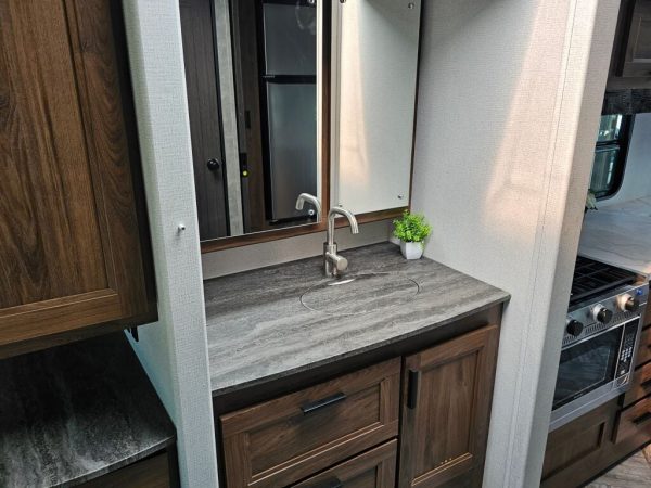 2022 Forest River Sunseeker 3050 - Image 32