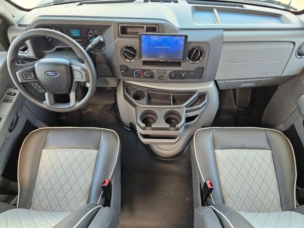 2022 Forest River Sunseeker 3050 - Image 36