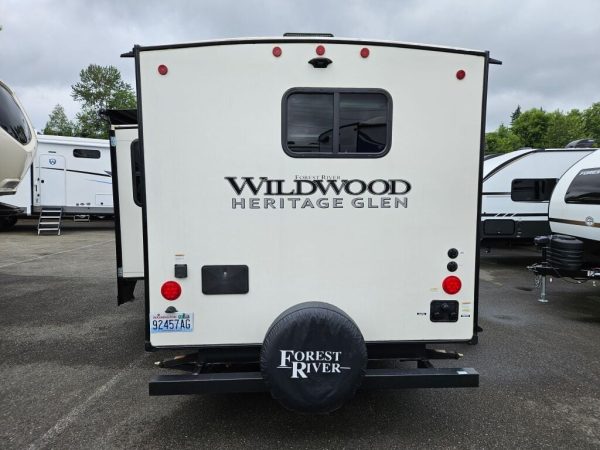 2022 Forest River Wildwood Heritage Glen Hyper Lyte 22RBHL - Image 5