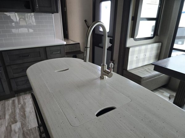 2022 Grand Design Reflection (Fifth Wheel) 337RLS - Image 14