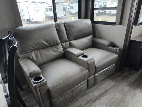 2022 Grand Design Reflection (Fifth Wheel) 337RLS - Image 21
