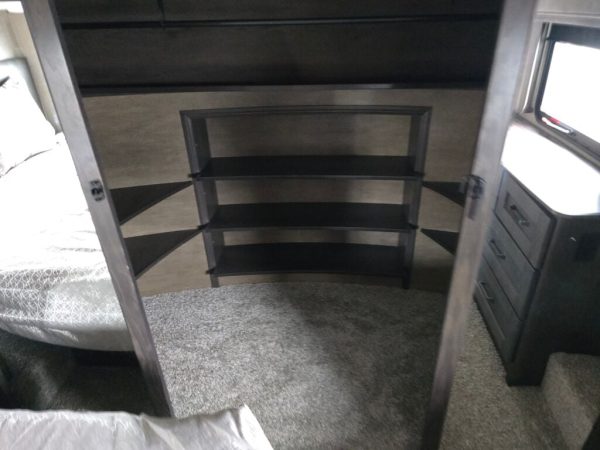 2022 Grand Design Reflection (Fifth Wheel) 337RLS - Image 29