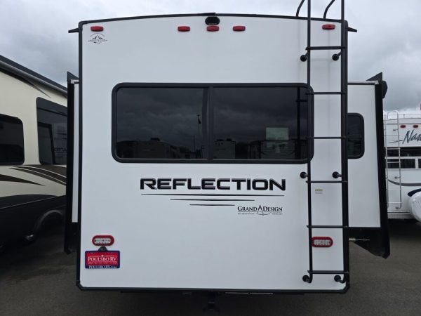 2022 Grand Design Reflection (Fifth Wheel) 337RLS - Image 6