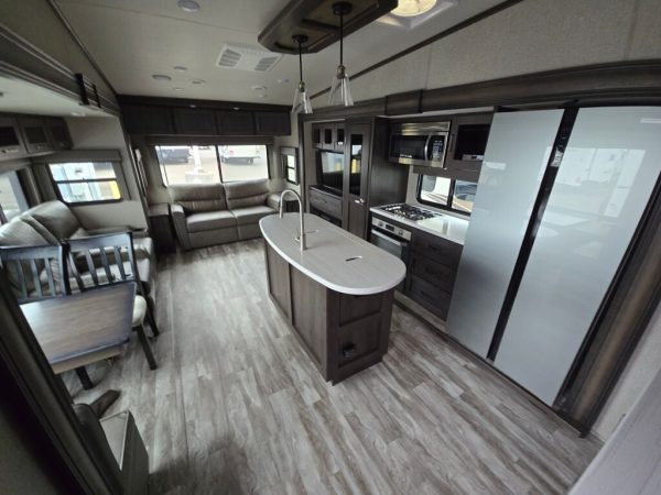 2022 Grand Design Reflection (Fifth Wheel) 337RLS - Image 9