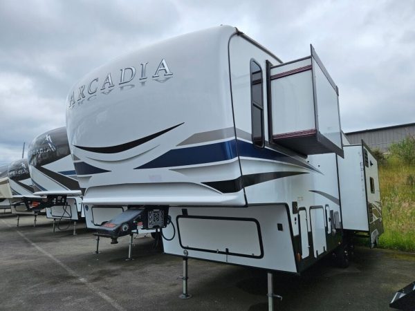 2022 Keystone Arcadia Half-Ton 3250RL - Image 3