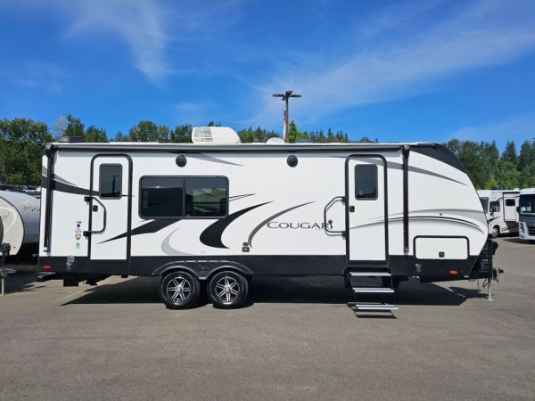 2022 Keystone Cougar Half-Ton 24SABWE - Image 2