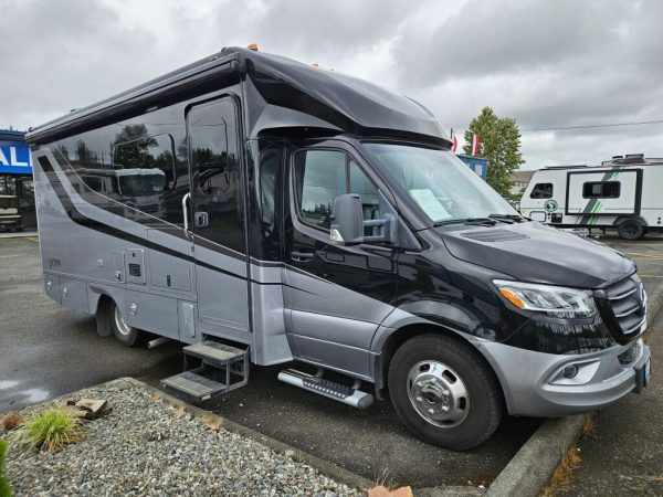 2022 Renegade Vienna 25VRML