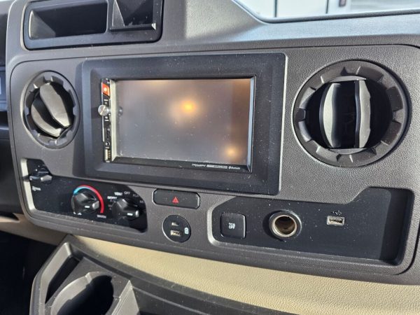 2022 Thor Motor Coach Four Winds 22B - Image 12