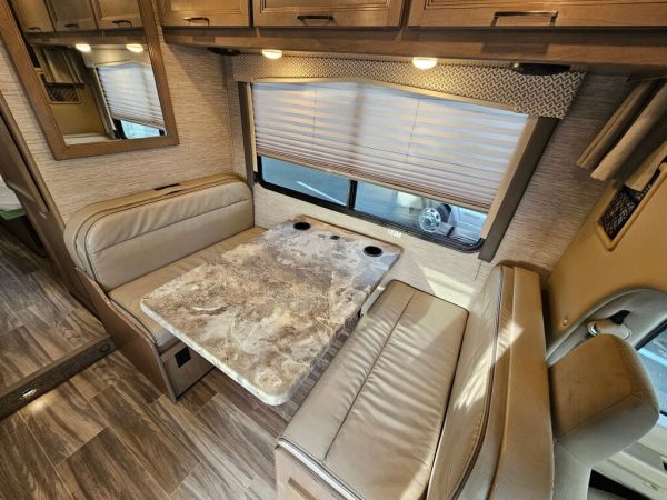 2022 Thor Motor Coach Four Winds 22B - Image 14