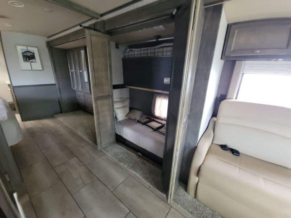 2022 Tiffin Motorhomes Open Road Allegro 36UA - Image 12