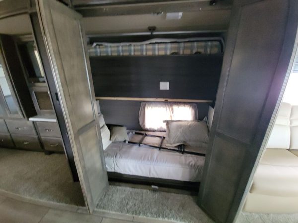2022 Tiffin Motorhomes Open Road Allegro 36UA - Image 13