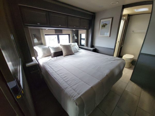 2022 Tiffin Motorhomes Open Road Allegro 36UA - Image 15