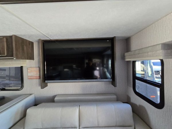 2023 Coachmen Encore 355DS - Image 9