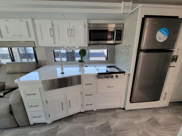 2023 Coachmen Encore 355DS - Image 10