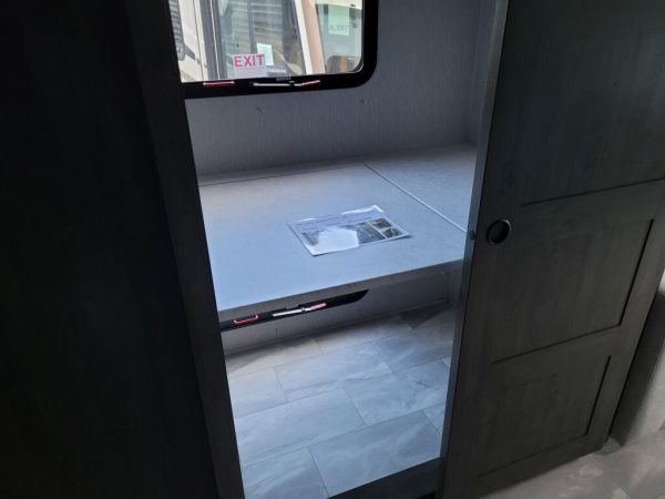 2023 Coachmen Mirada 35ES - Image 12