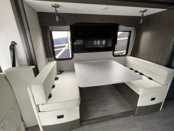 2023 Coachmen Sportscoach RD 402TS - Image 11