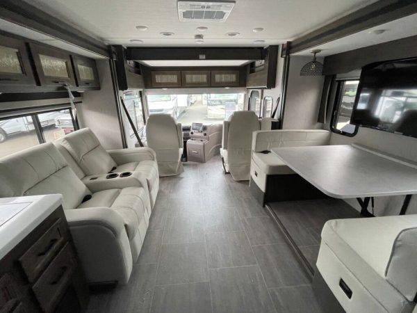 2023 Coachmen Sportscoach RD 402TS - Image 13