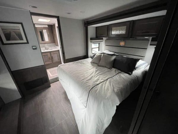 2023 Coachmen Sportscoach RD 402TS - Image 20