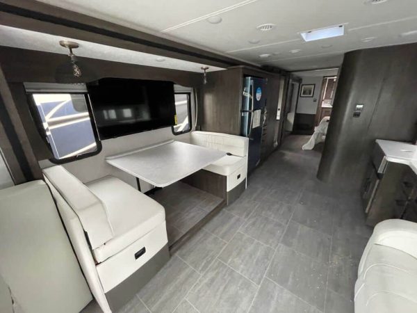 2023 Coachmen Sportscoach RD 402TS - Image 29
