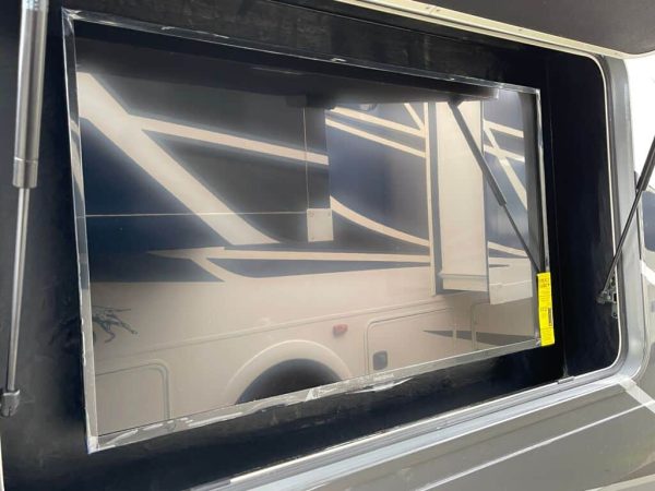 2023 Coachmen Sportscoach RD 402TS - Image 6
