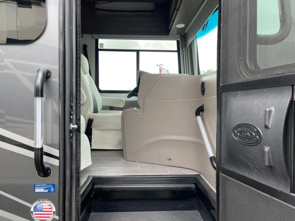 2023 Coachmen Sportscoach RD 402TS - Image 7