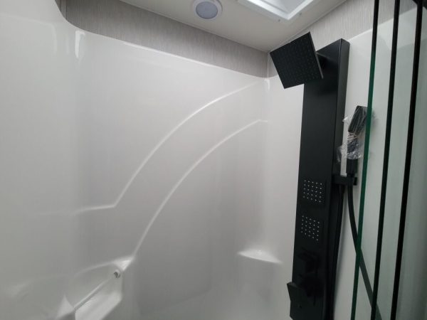 2023 Coachmen Sportscoach RD 403QS - Image 12