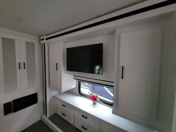 2023 Coachmen Sportscoach RD 403QS - Image 15