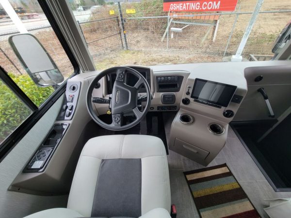 2023 Coachmen Sportscoach RD 403QS - Image 5