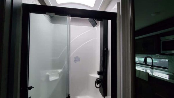 2023 Coachmen Sportscoach RD 403QS - Image 16