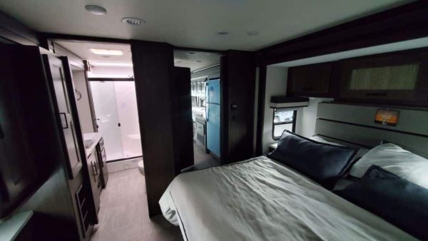 2023 Coachmen Sportscoach RD 403QS - Image 19