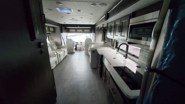 2023 Coachmen Sportscoach RD 403QS - Image 20