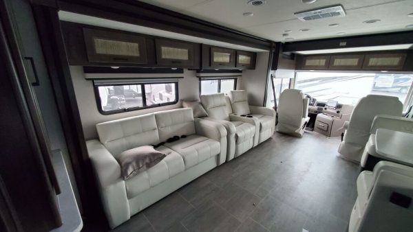 2023 Coachmen Sportscoach RD 403QS - Image 21