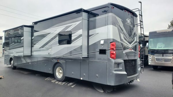 2023 Coachmen Sportscoach RD 403QS - Image 4