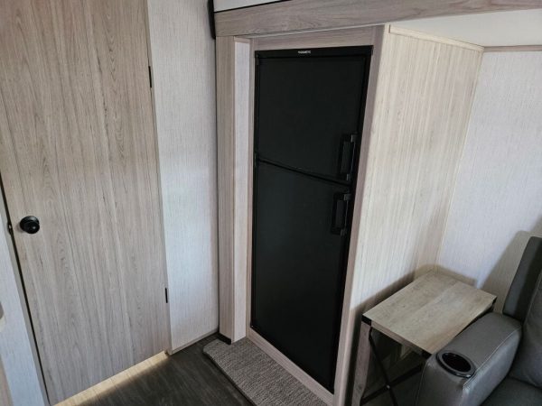 2023 Cruiser RV Shadow Cruiser 239RBS - Image 18