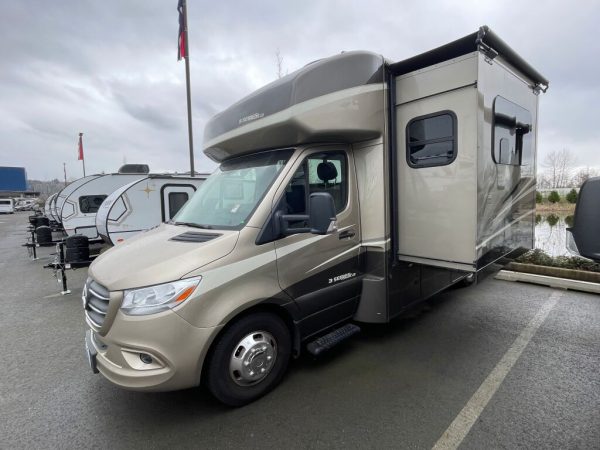 2023 Dynamax Isata 3 Series 24RWM - Image 2