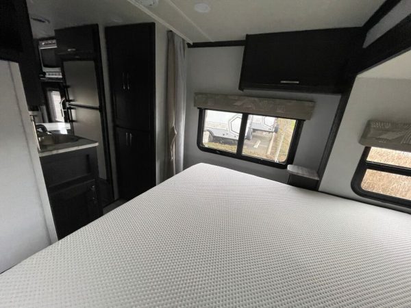 2023 Dynamax Isata 3 Series 24RWM - Image 15