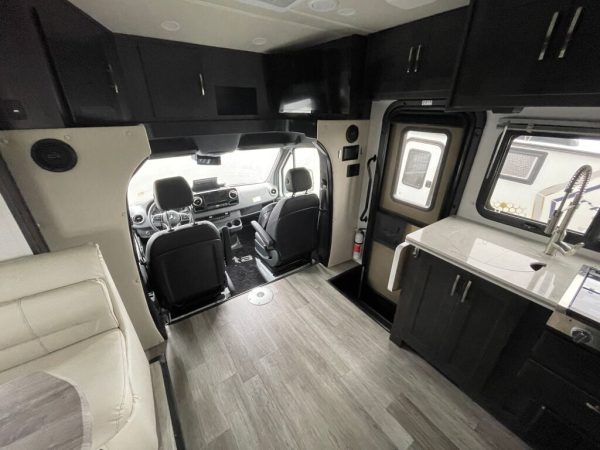 2023 Dynamax Isata 3 Series 24RWM - Image 17