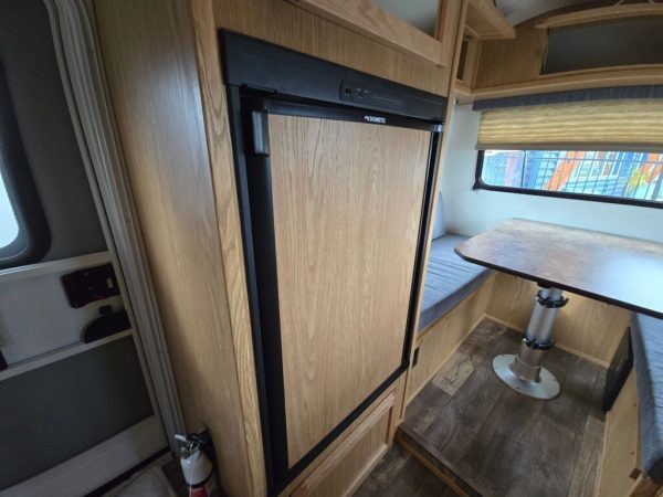 2023 Escape 17B - Image 16