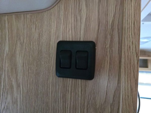 2023 Escape 17B - Image 28