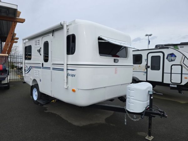 2023 Escape 17B