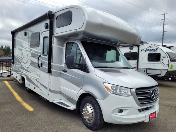 2023 Forest River Sunseeker MBS 2400T